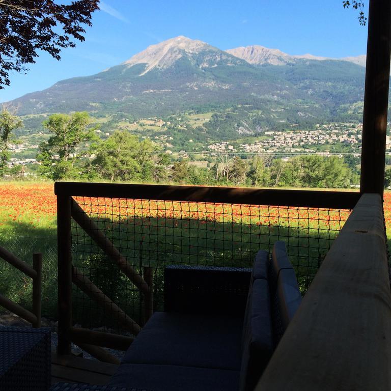 Camping Les Grillons Embrun Exterior photo